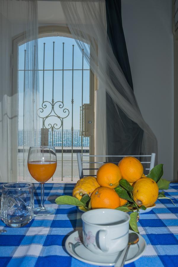 Joanna Studio Flat Giardini Naxos Eksteriør bilde